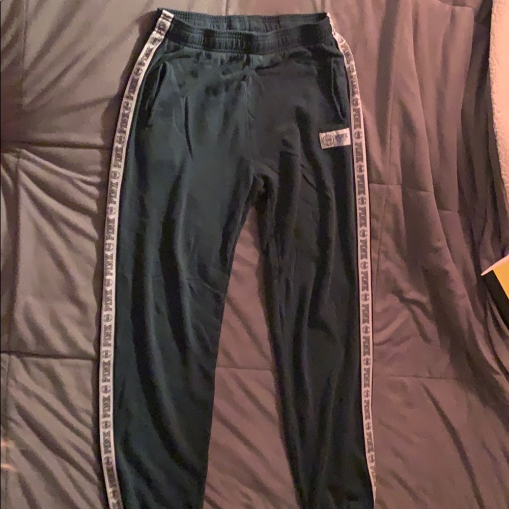 sweatpants